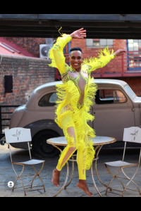 SW001 Yellow Stage Costume