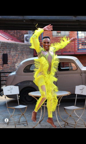 SW001 Yellow Stage Costume