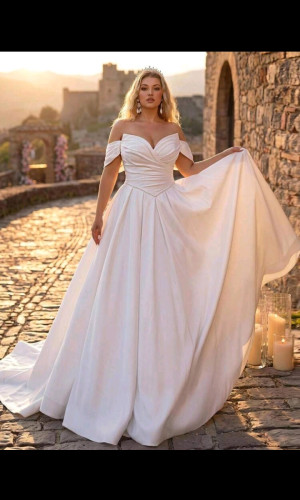W021 Sweetheart Wedding Gown 